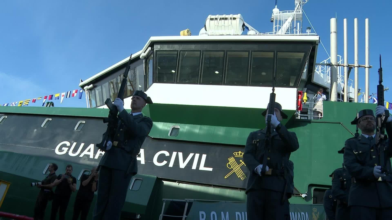 J017-VIGO MARLASKA BUQUE