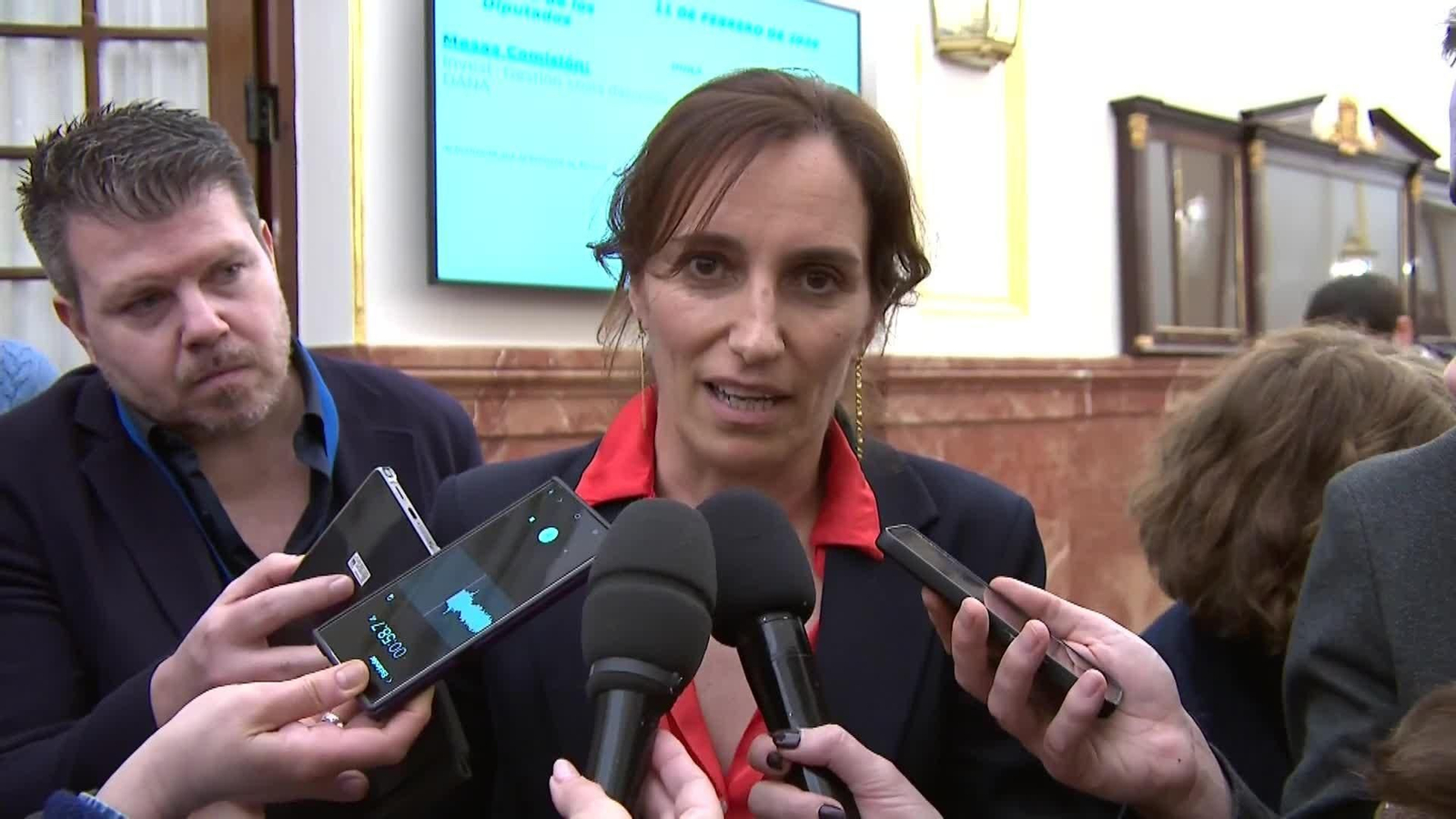 va total monica garcia sobre medalla ayuso ice