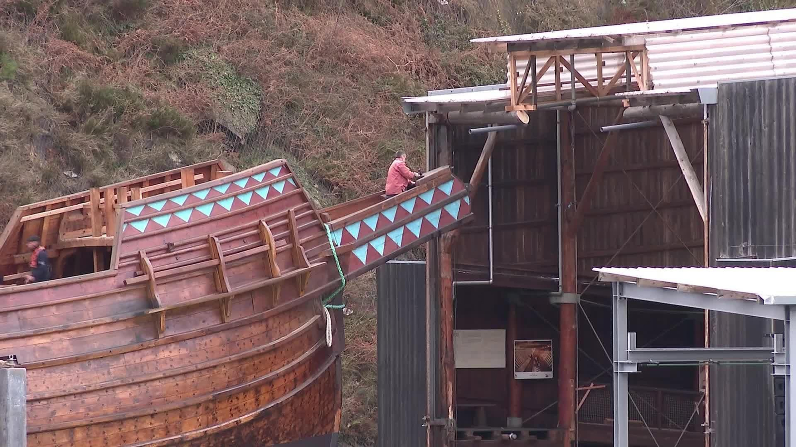 V063-SAN SEBASTIAN BOTADURA BARCO SIGLO XV TARDE