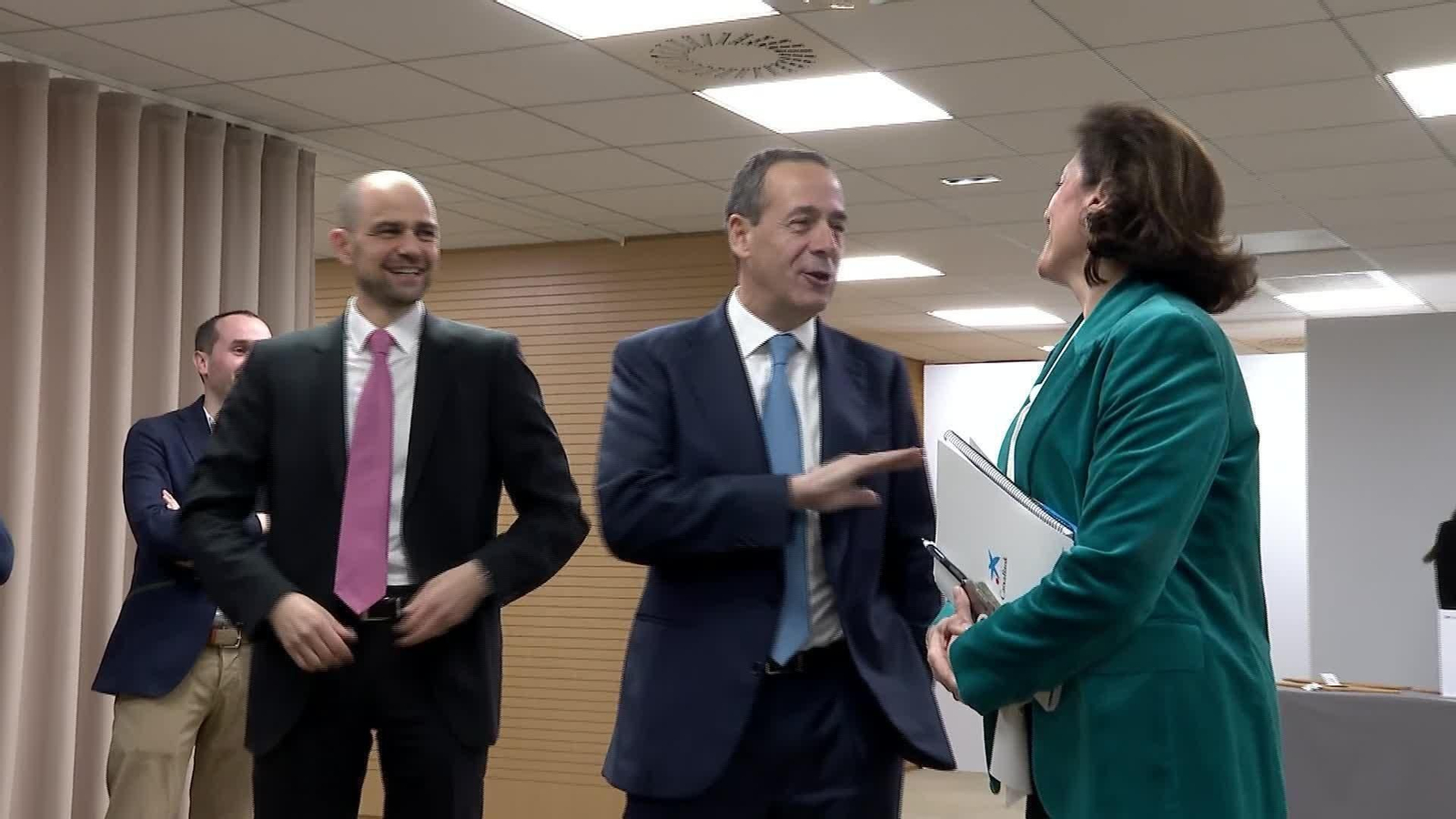 V032-VALENCIA RESULTADOS ANUALES CAIXABANK