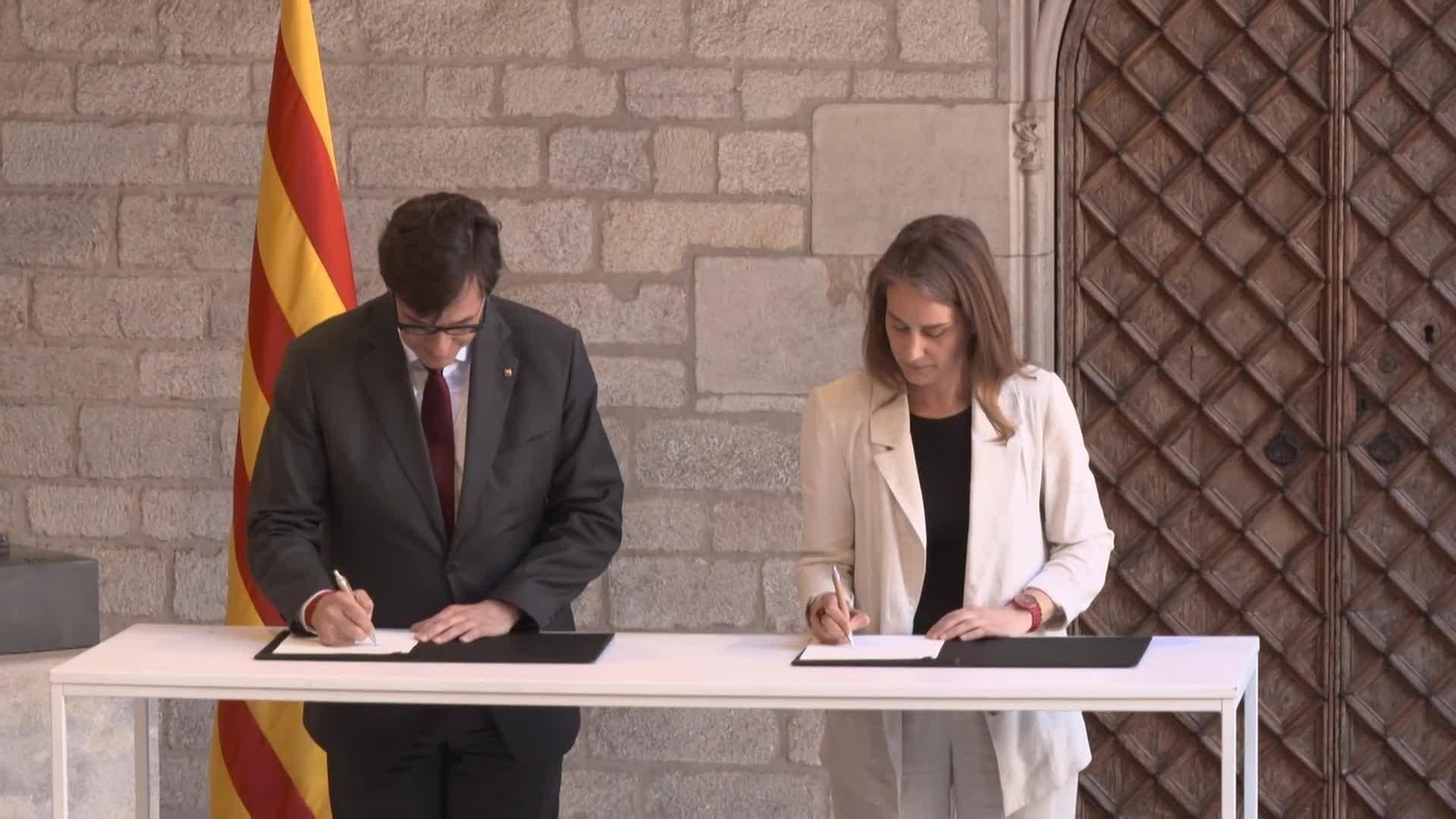 va illa firma comuns