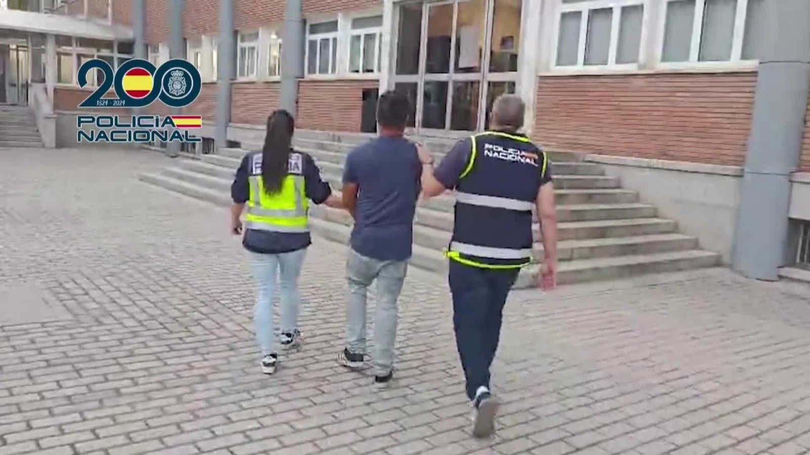 J021-IMAGENES POLICIA OP DETENIDOS AGRESIONES A MENORES