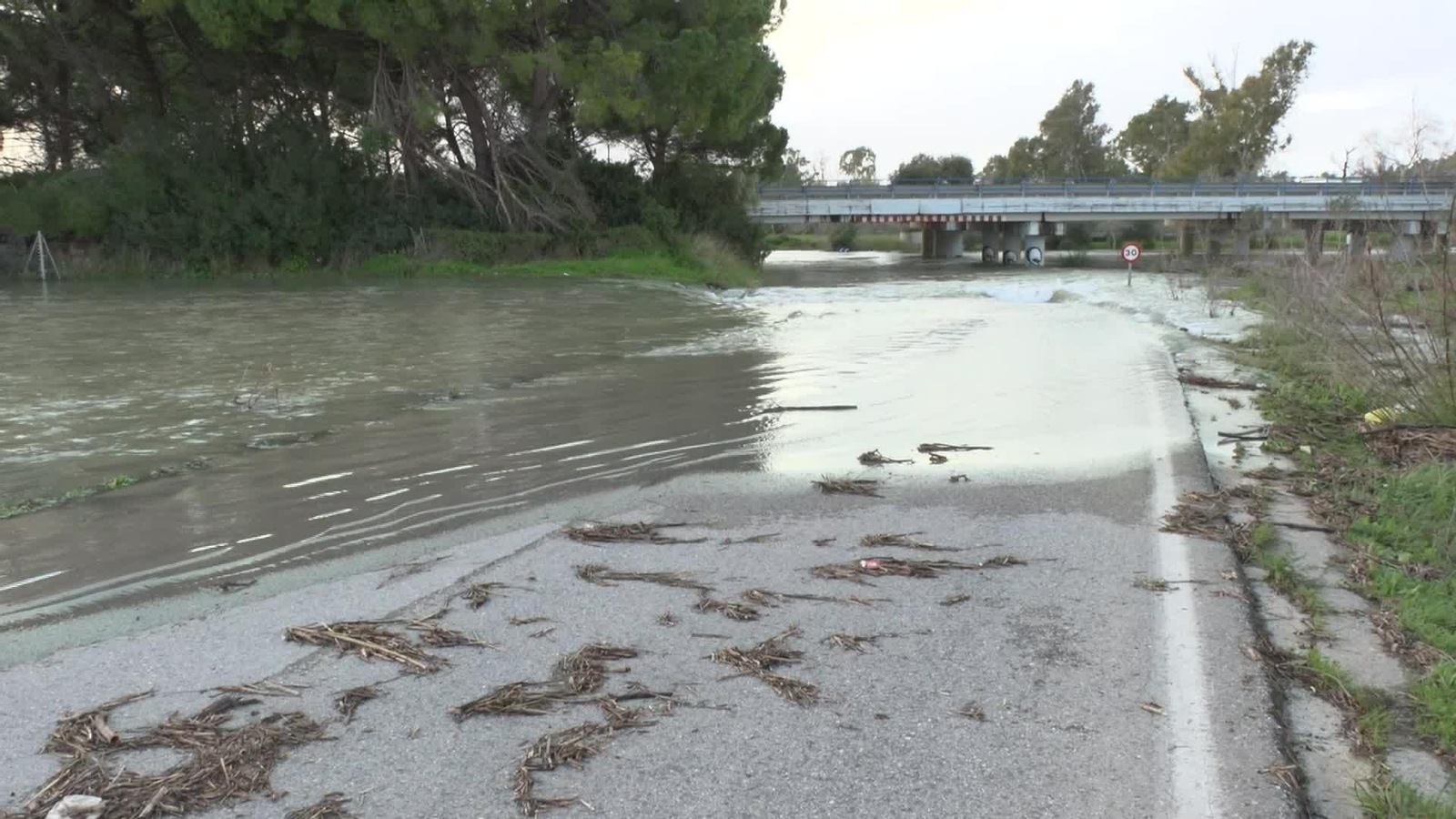 L086-JEREZ TEMPORAL DESALOJO TARDE