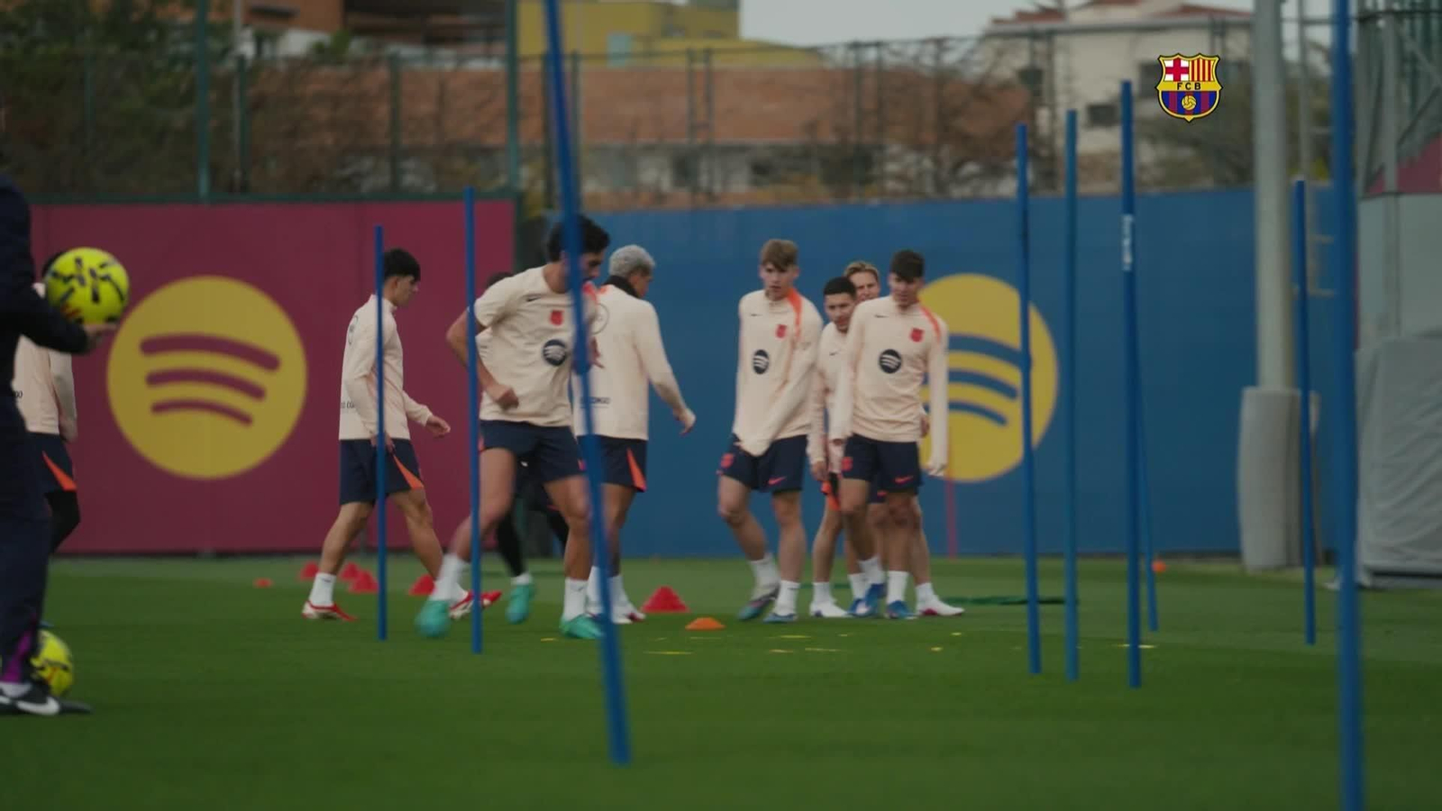 J042-BARCELONA ENTRENAMIENTO BARÇA