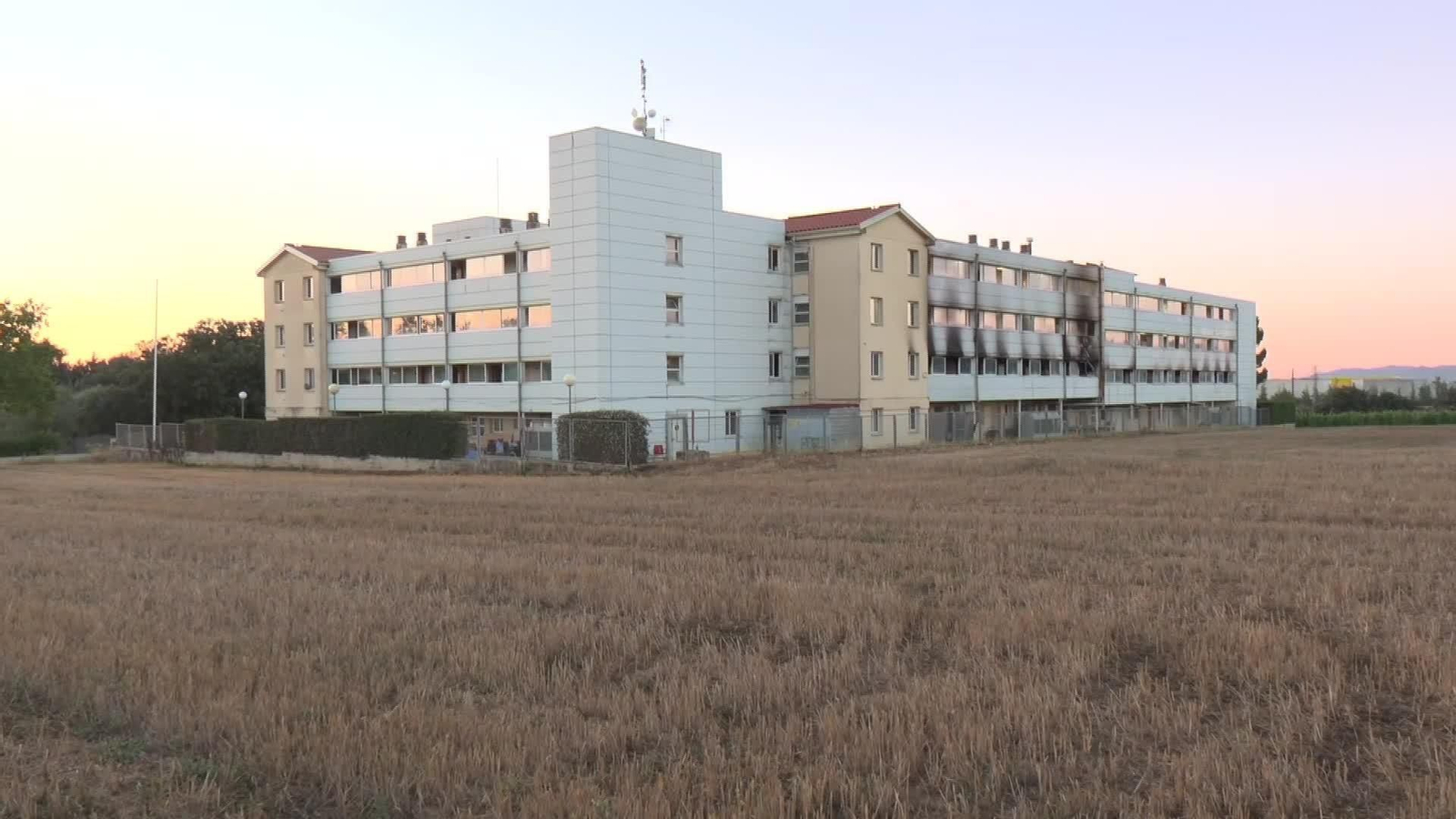 X040-BARCELONA INCENDIO RESIDENCIA ANCIANOS AMETLLA