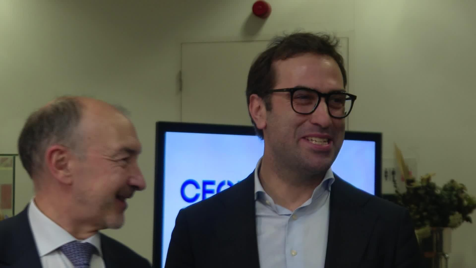 J089-HUESCA CARLOS CUERPO SOBRE INDRA