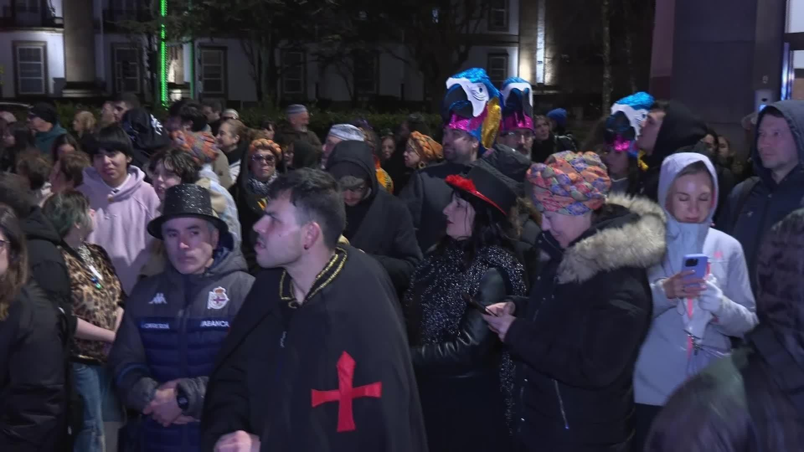 J001-A CORUÑA ENTIERRO SARDINA CARNAVAL (ANOCHE)