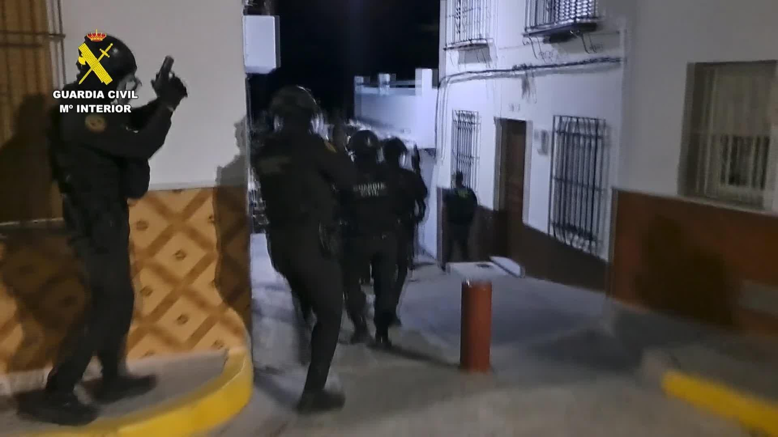 M022-IMAGENES GCIVIL NARCOS TORTURA A MIEMBRO ORGANIZACION