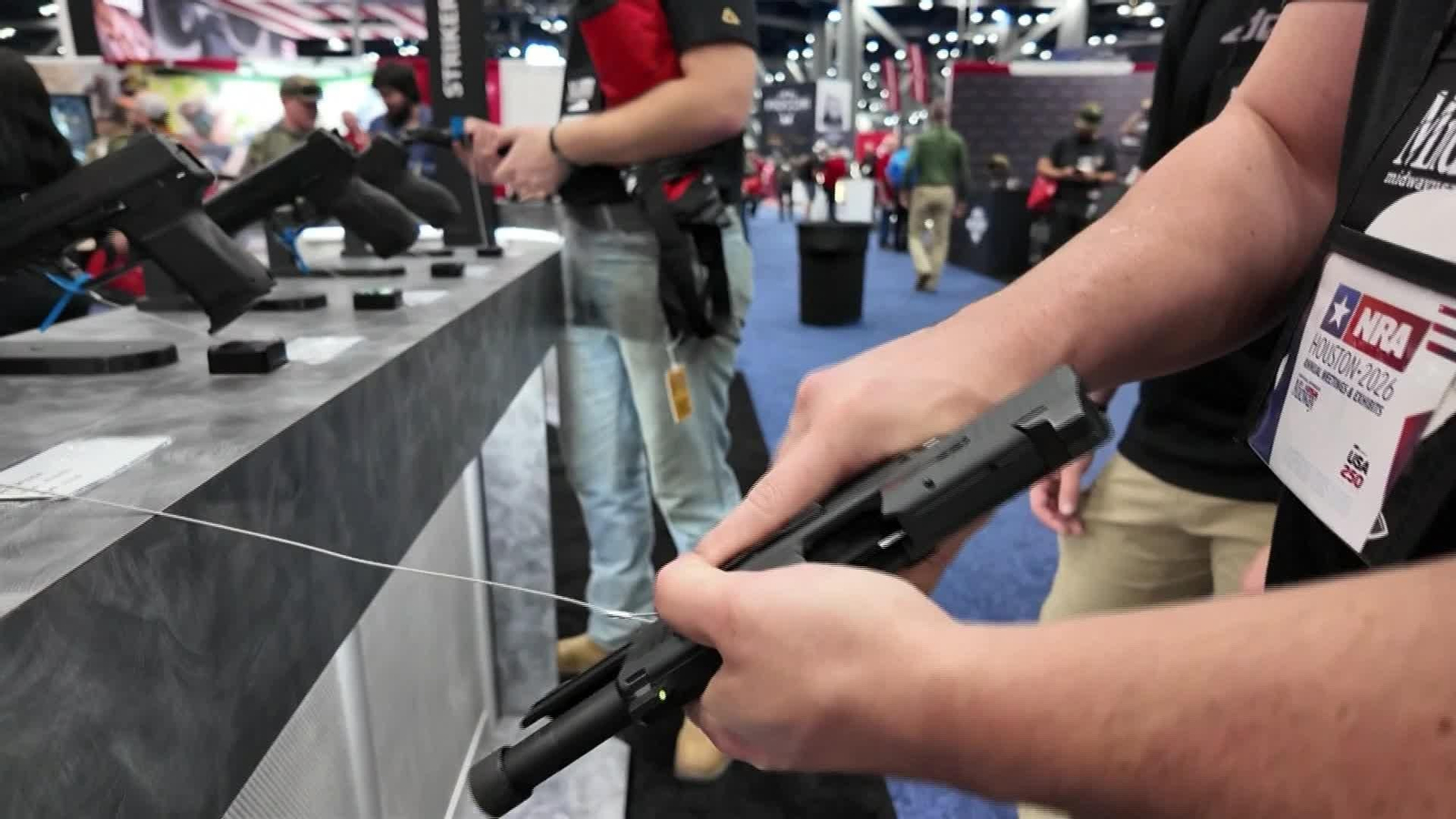 S004-EEUU CONVENCION ASOCIACION NACIONAL RIFLE