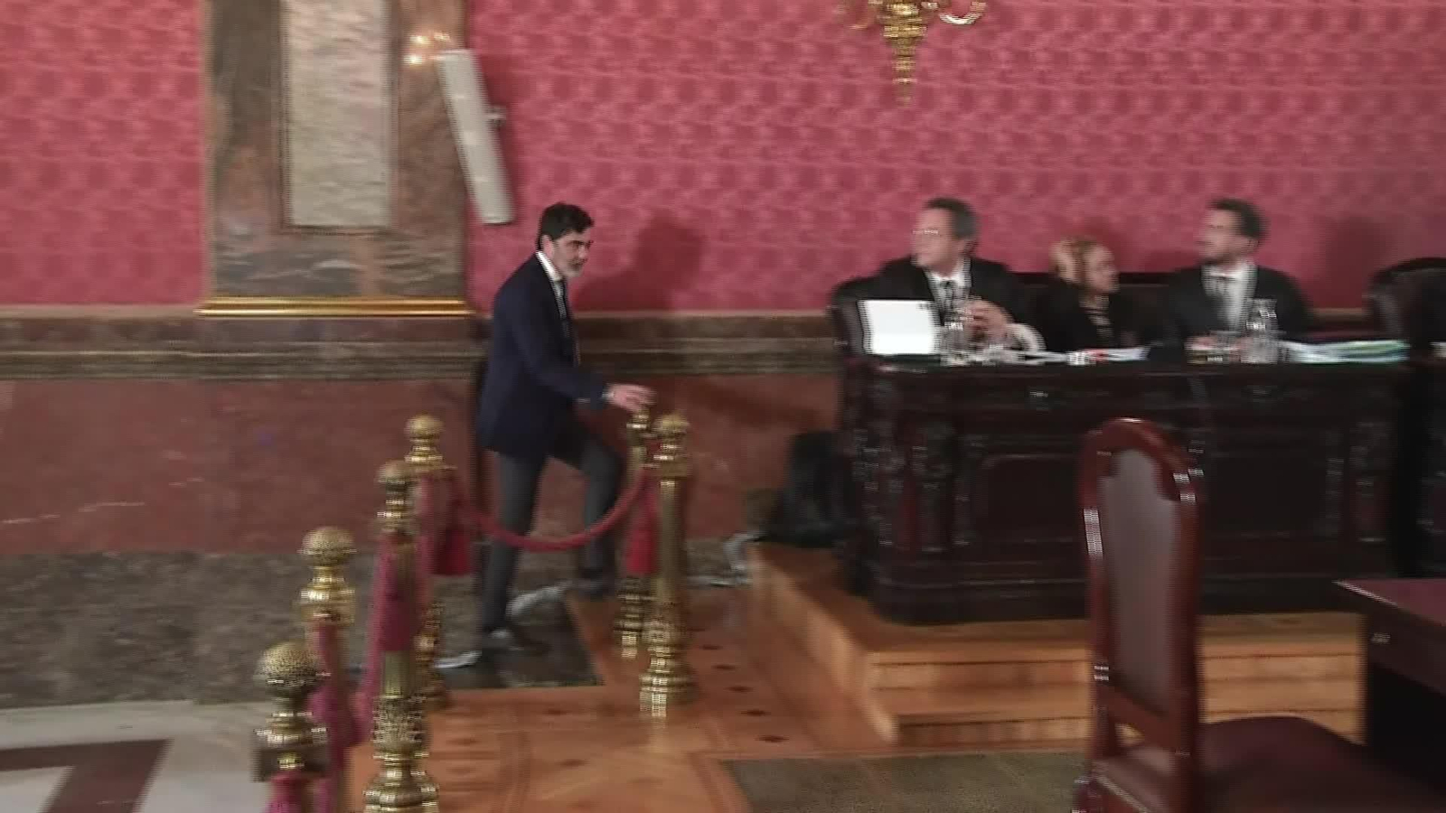 X014-MADRID JUICIO FGE PERIODISTAS MAÑANA