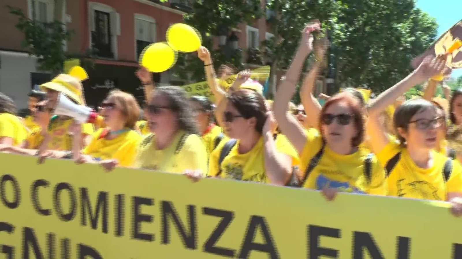 S018-MADRID MARCHA EDUCADORES