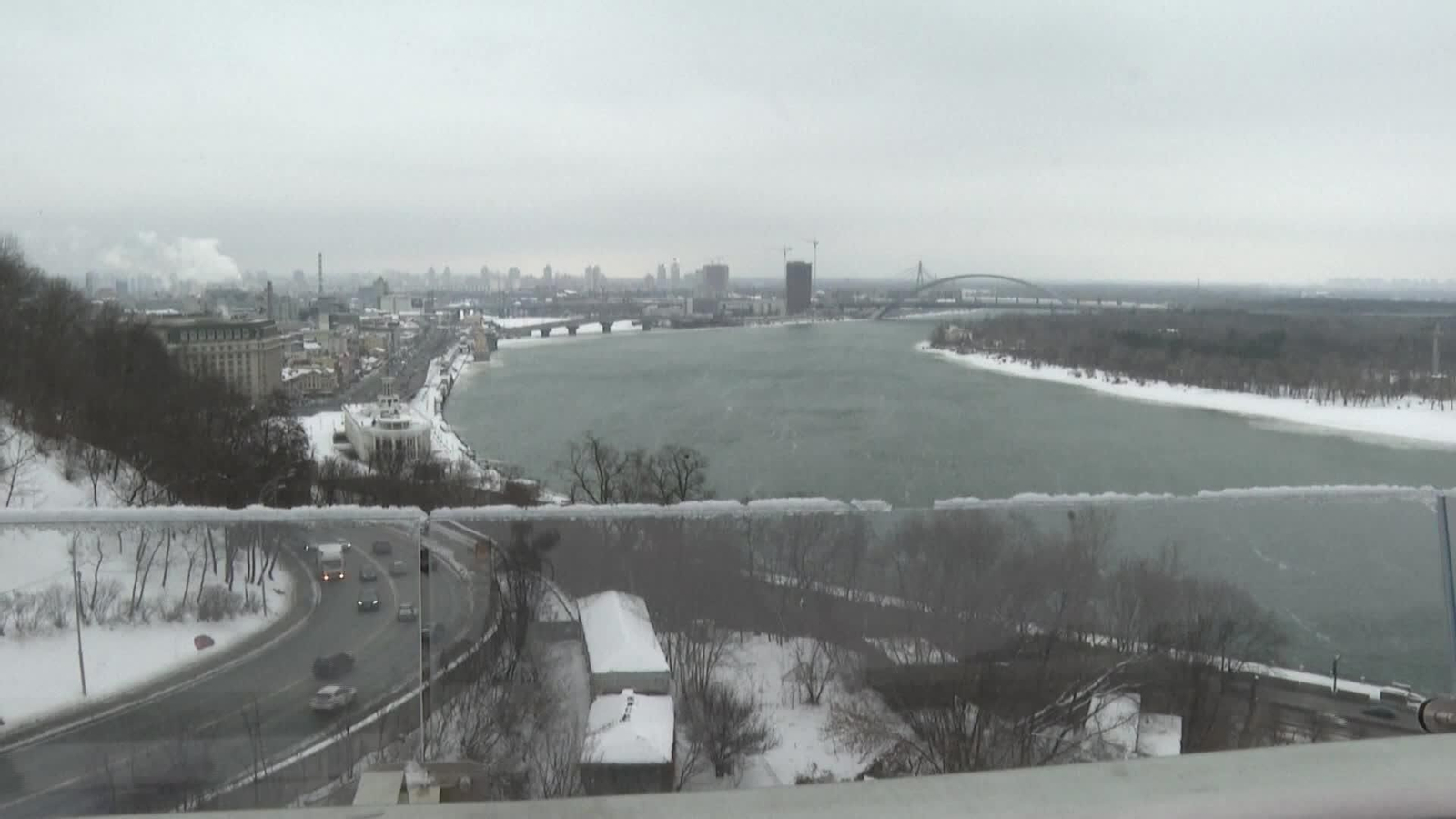 V065-UCRANIA FRIO EN KIEV