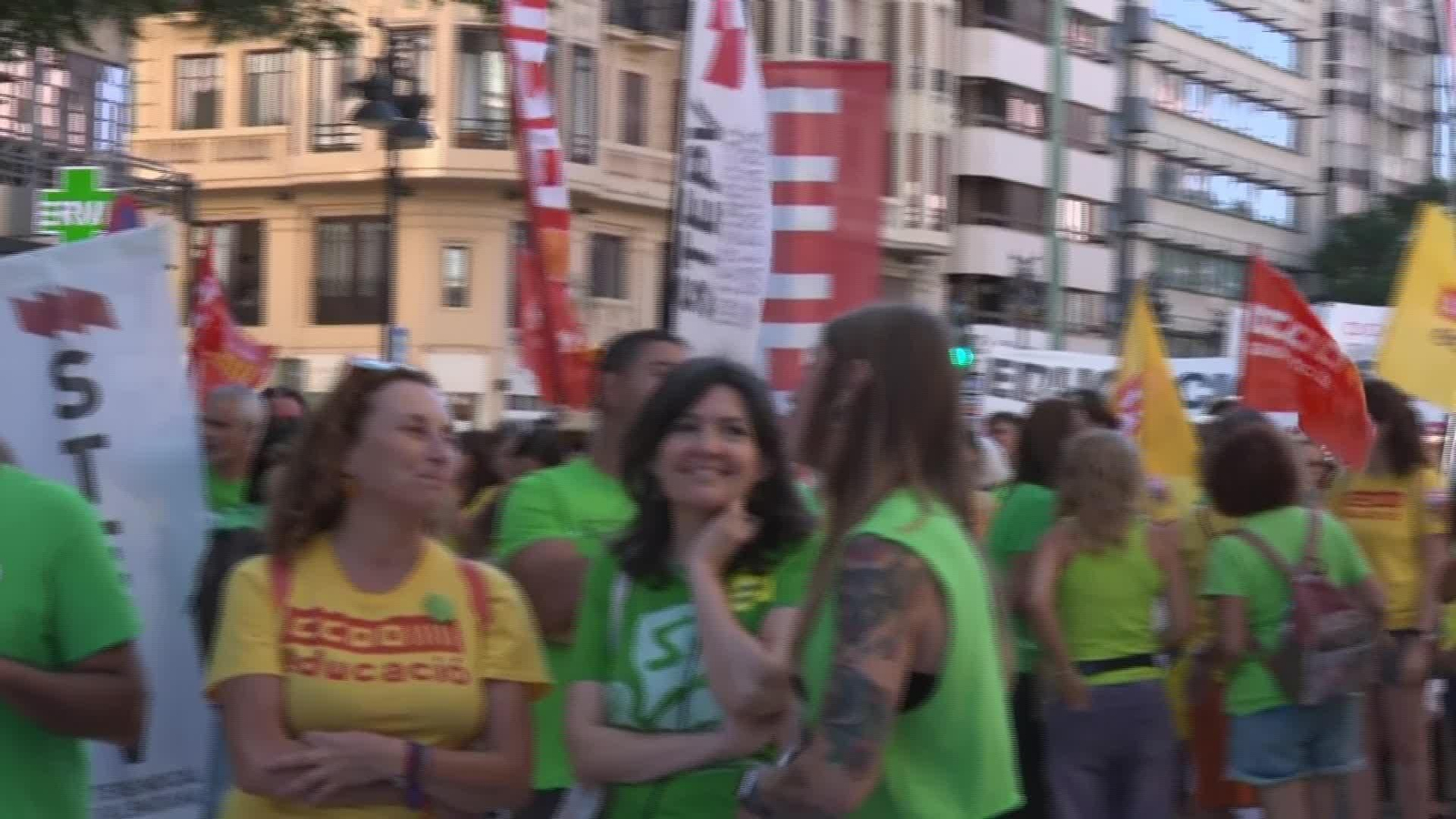 S030-VALENCIA MANIFESTACION PROFESORES TARDE