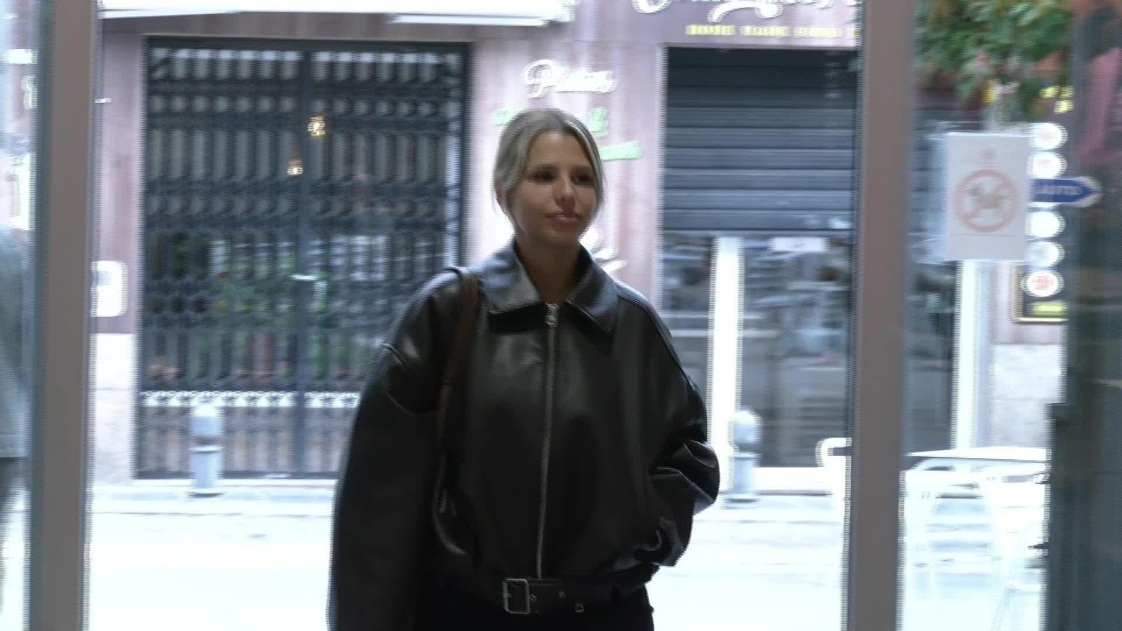 J068-GRANADA DINERO EN EFECTIVO