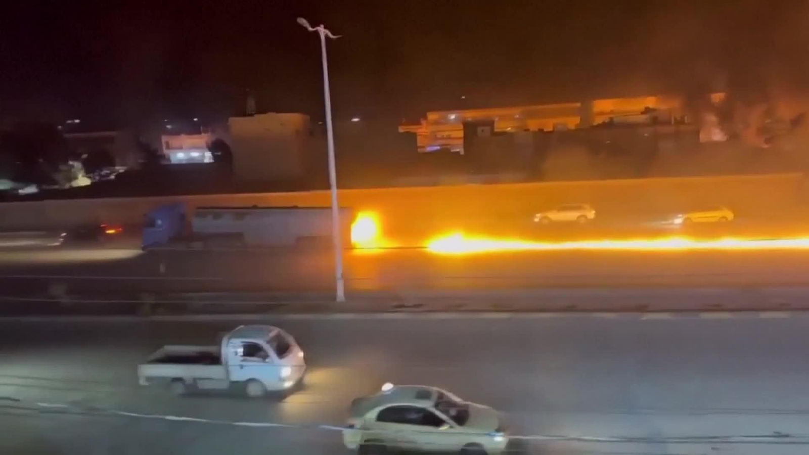 va incendio camion cisterna siria