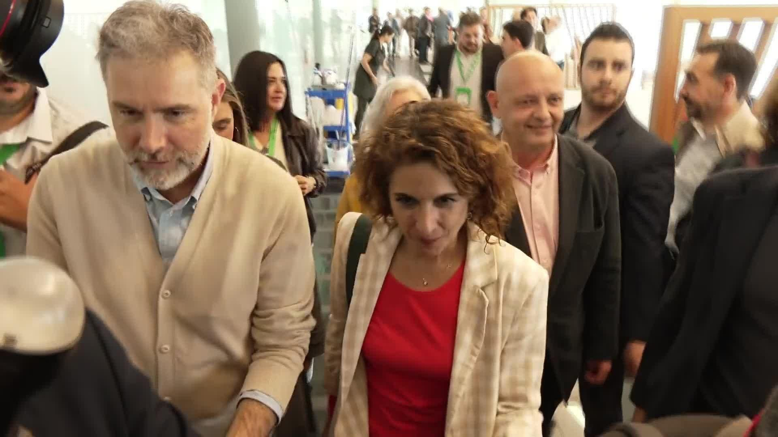 V070-CADIZ MARIA JESUS MONTERO COMITE DIRECTOR