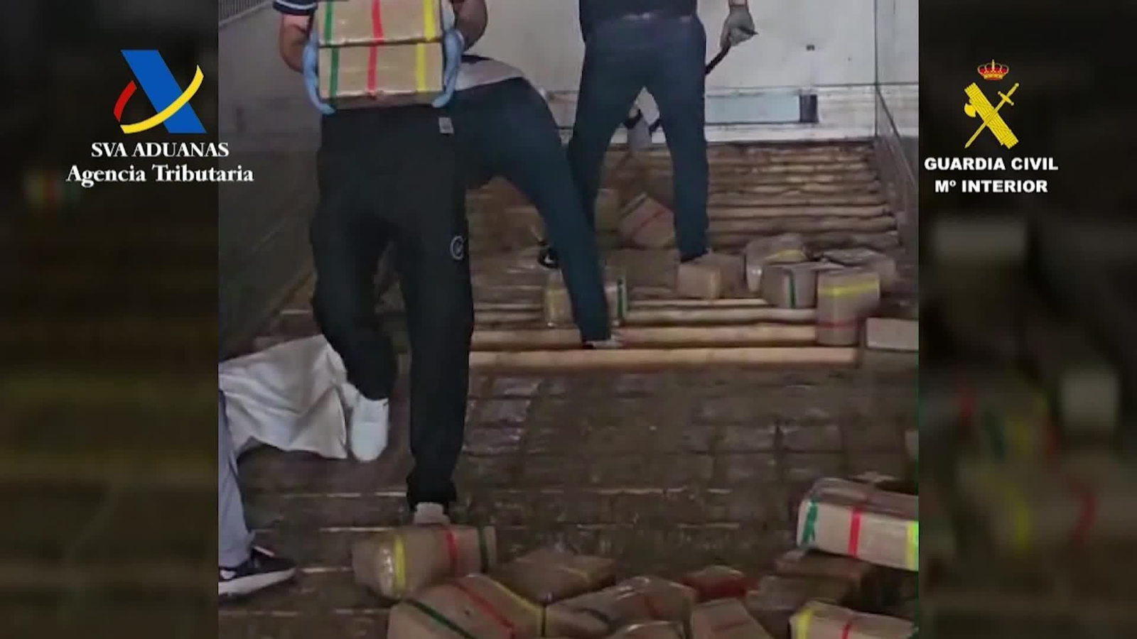 Incautados más de 2.800 kilos de hachís en el semirremolque de un camión en el Puerto de Motril