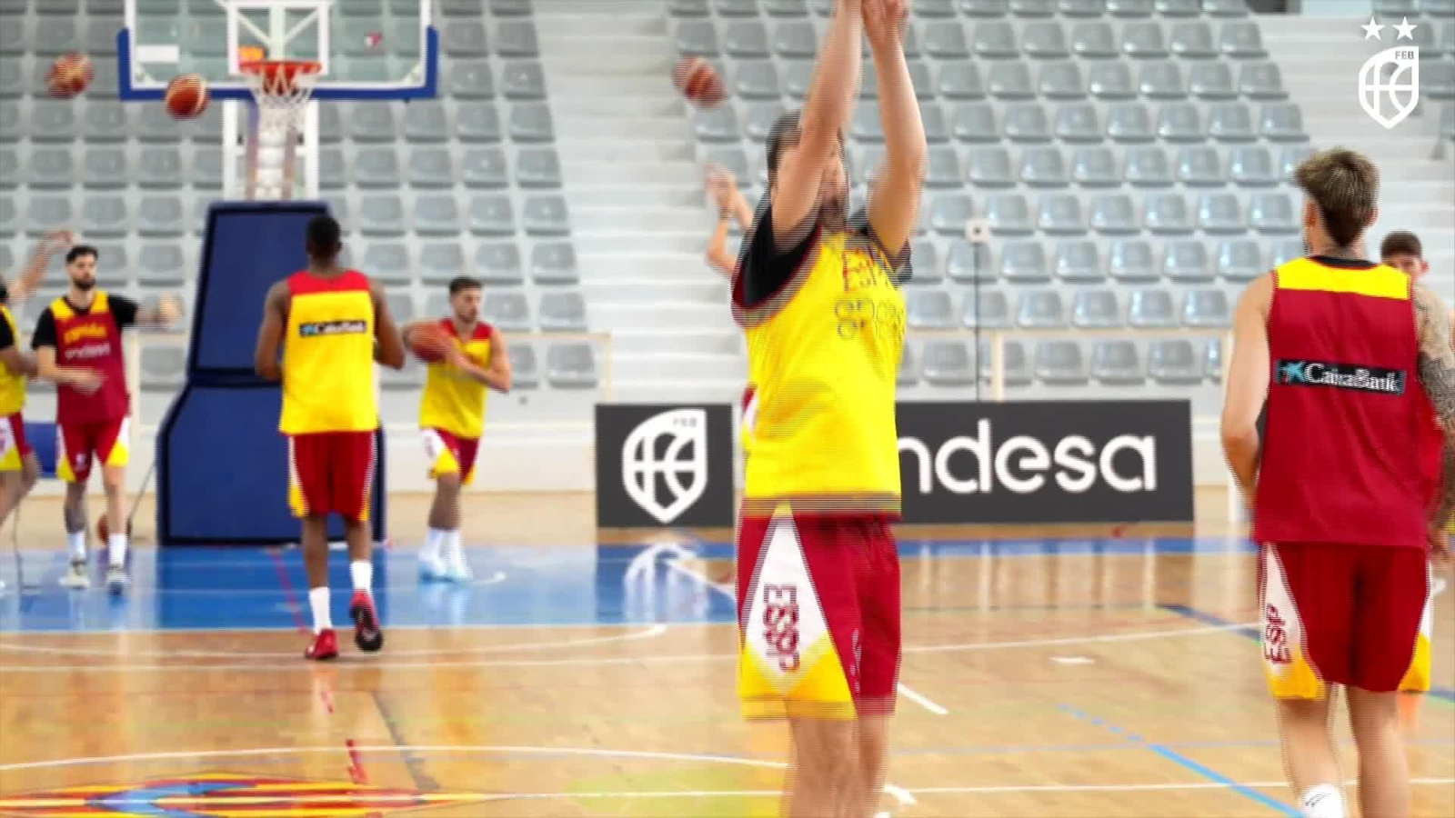 L050-TENERIFE ENTRENAMIENTO SELECCION BASKET