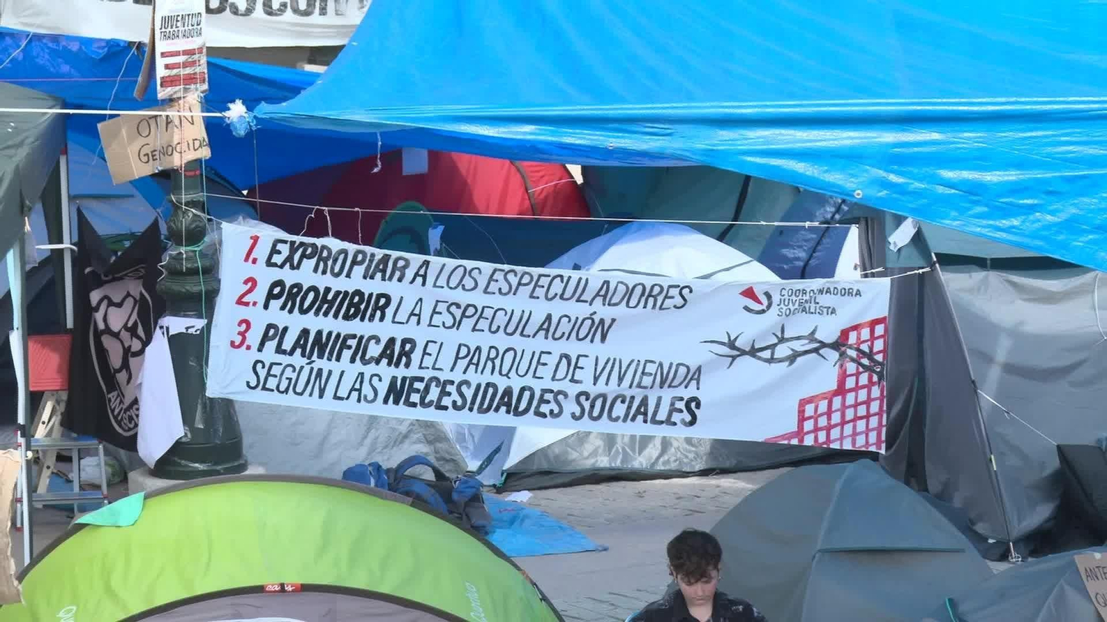 J057-GRANADA ACAMPADA VIVIENDA