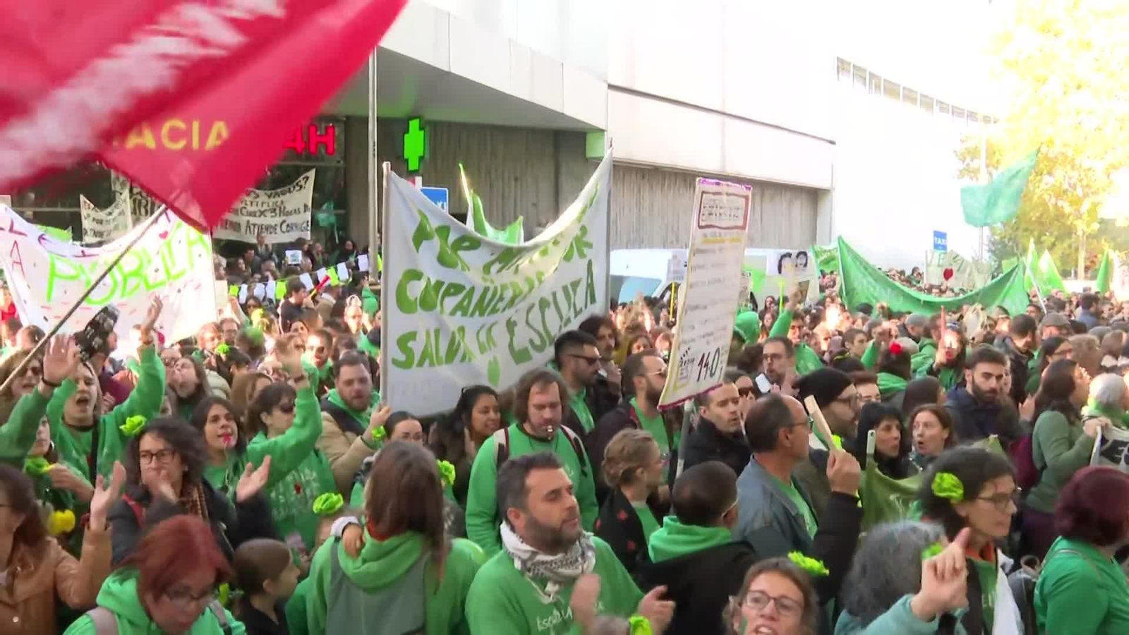 va protesta profesores asamblea
