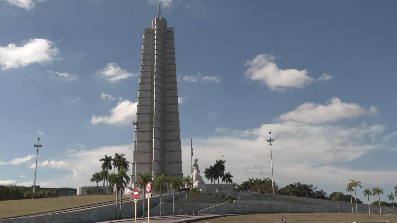 L005-CUBA REACCIONES CUBANOS A AMENAZAS TRUMP