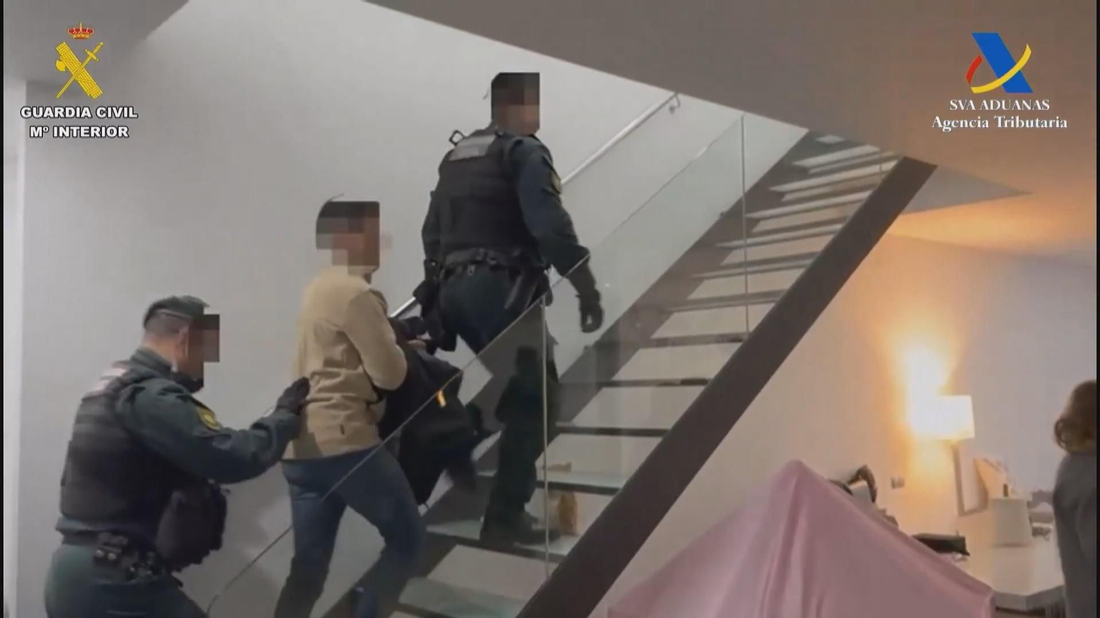 V044 IMAGENES GC COCAINA PUERTO BARCELONA frame 1182