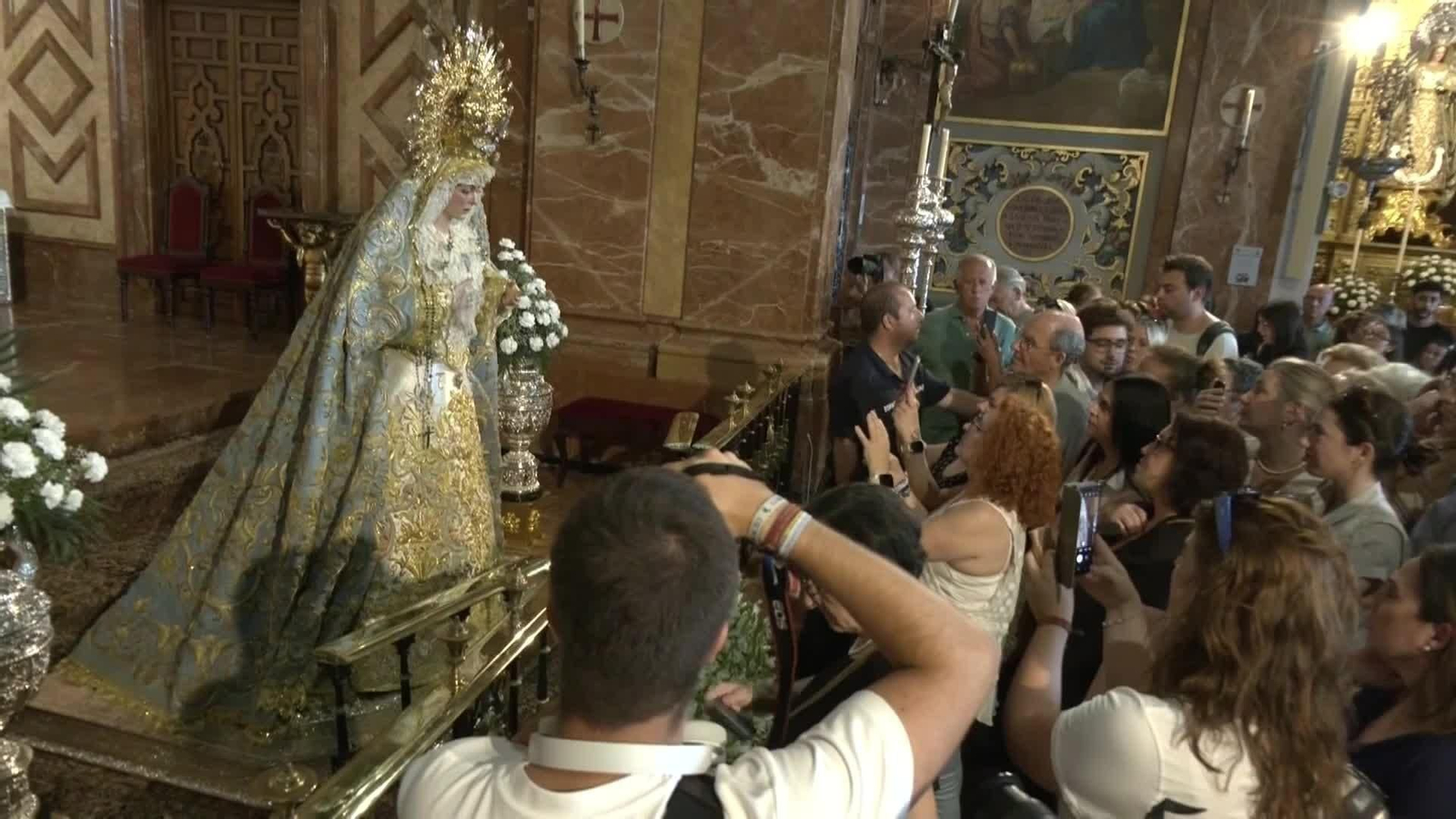 X053-EDI SEVILLA LA MACARENA VOLVERA A RESTAURARSE