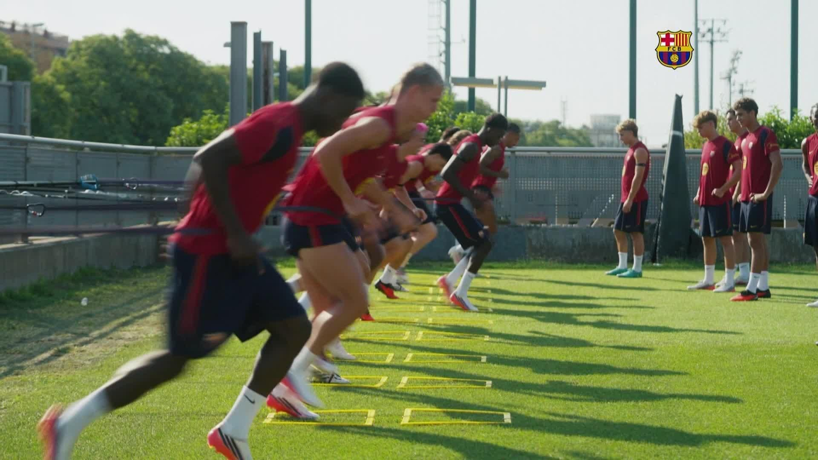 S013-BARCELONA ENTRENAMIENTO BARSA