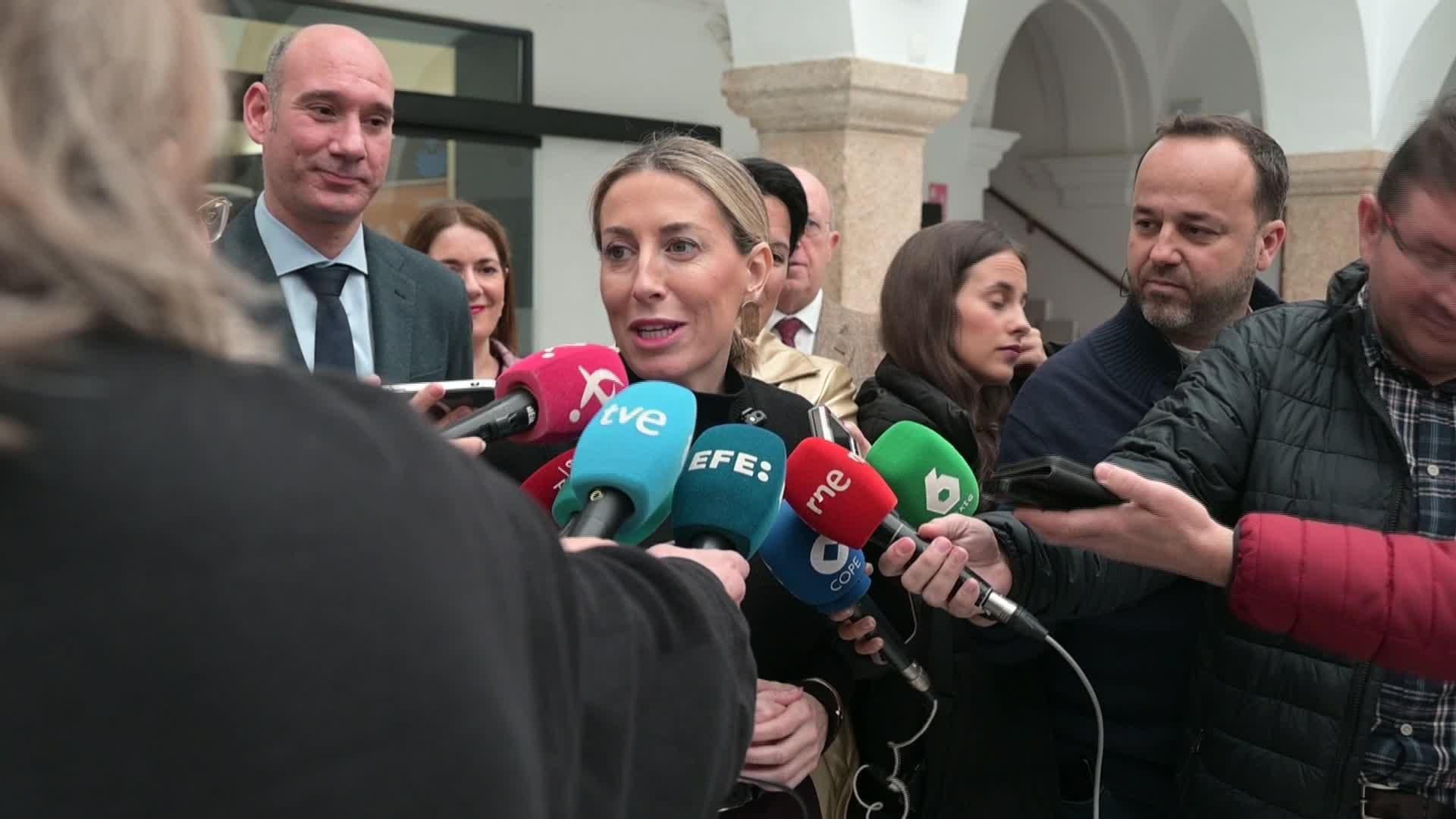 M070-MERIDA CANUTAZO MARIA GUARDIOLA