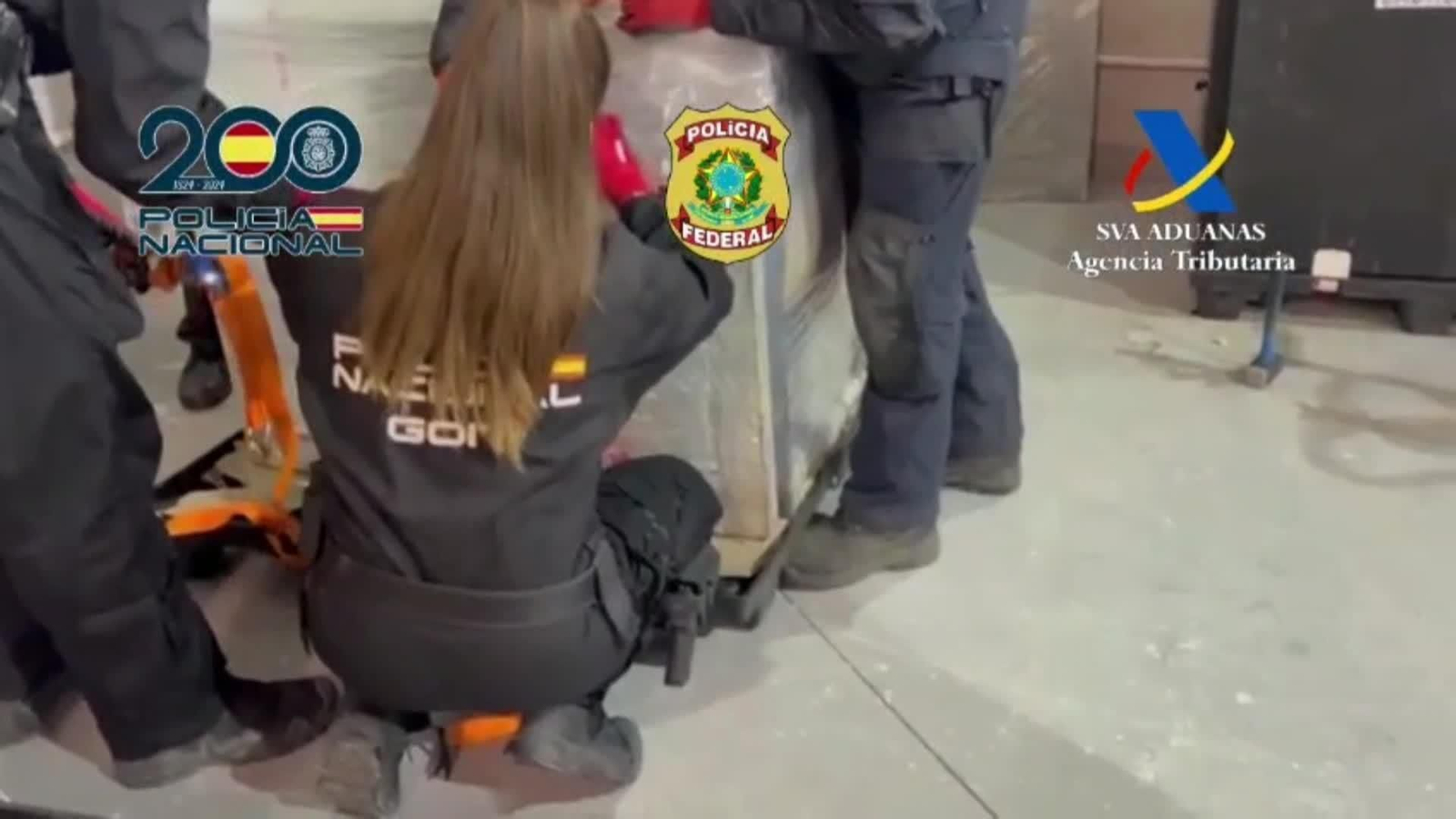 L024-IMAGENES POLICIA COCAINA EN MARMOL
