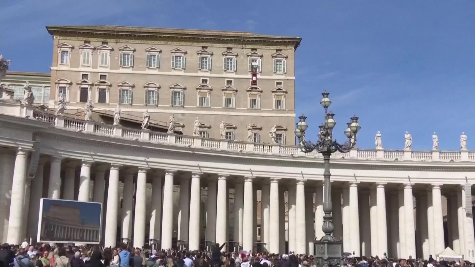 D007-VATICANO PAPA PAZ YEMEN