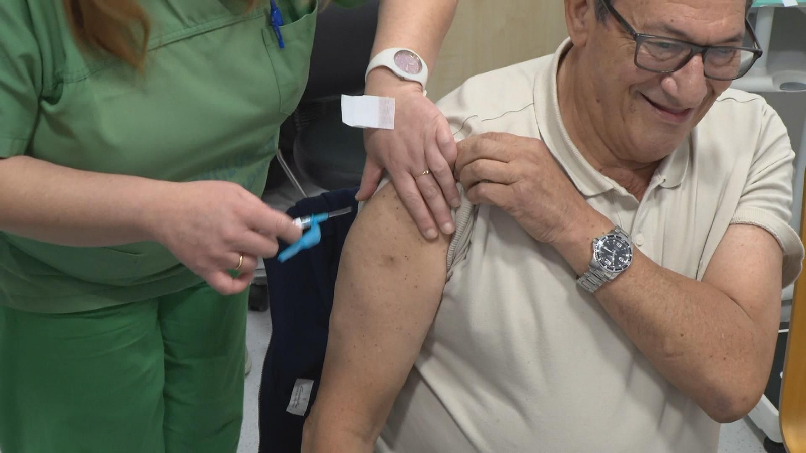 Vacunación combinada de gripe y Covid