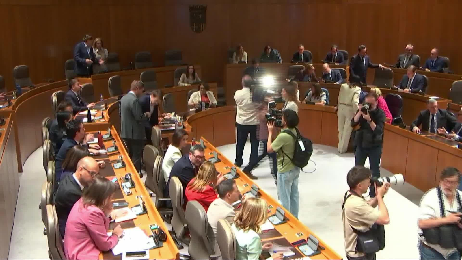 M011-ZARAGOZA DEBATE INVESTIDURA AZCÓN 1