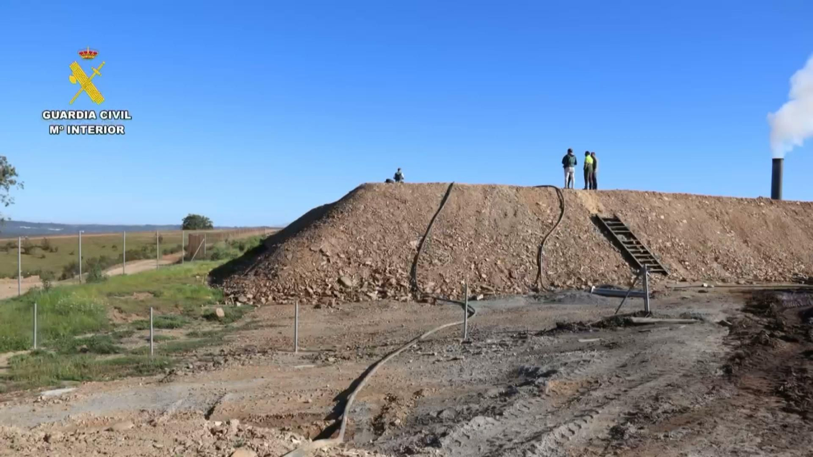 Investigadas tres personas y una empresa por verter líquidos altamente contaminantes en la rivera de Calaboza (Huelva)
