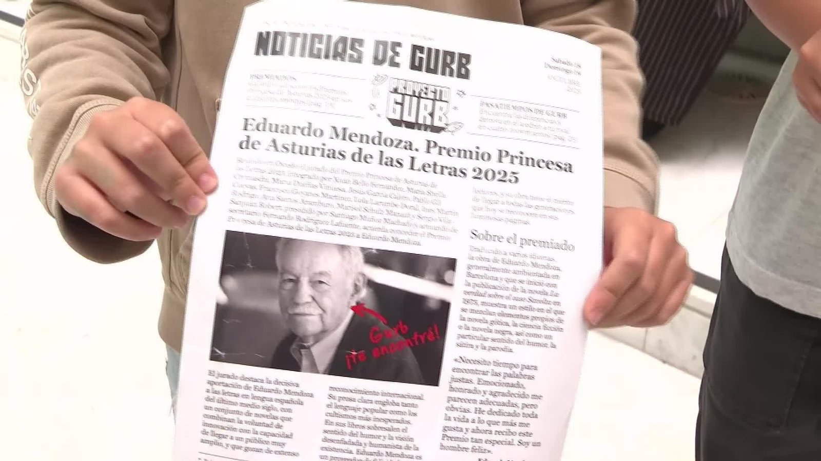 M039-OVIEDO MENDOZA CON CLUBES DE LECTURA