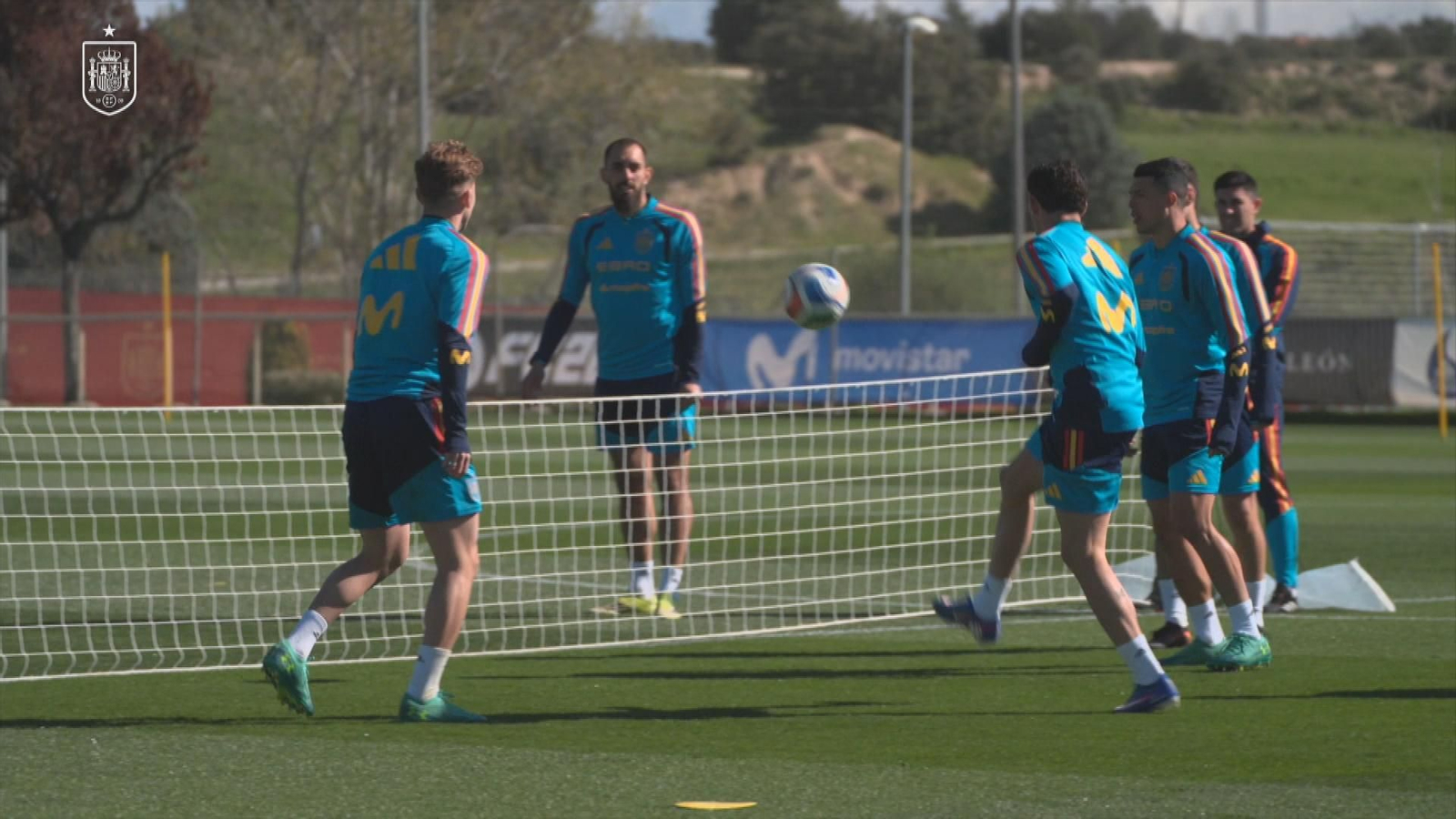 La selección continúa preparando el duelo en el RCDE Stadium ante Egipto