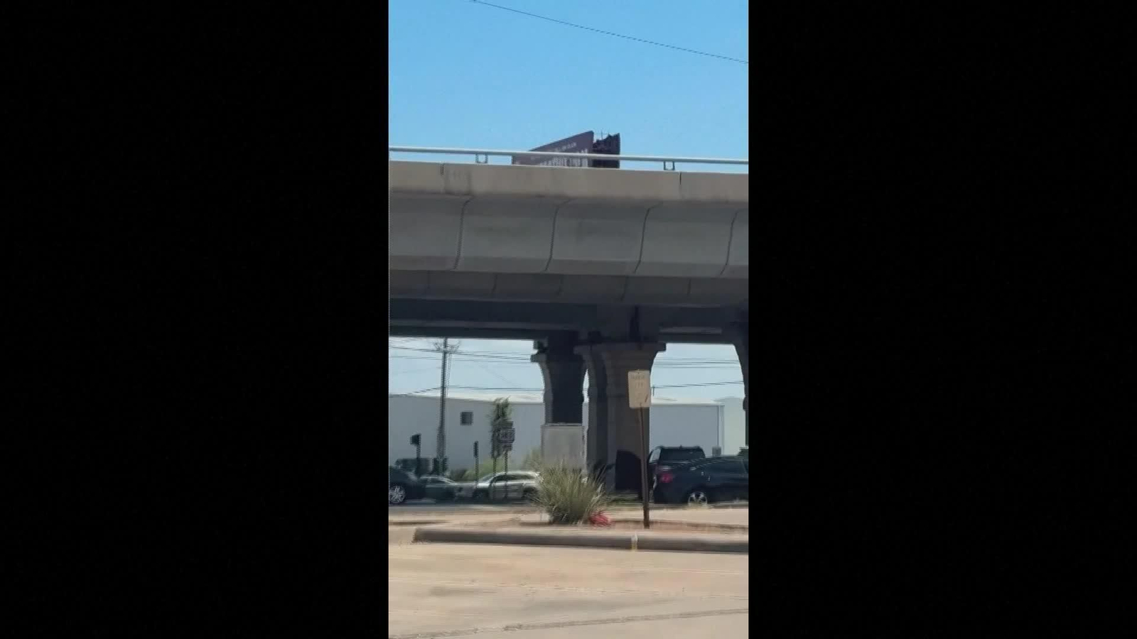 X007-EEUU BODYCAM TIROTEO ICE AUSTIN
