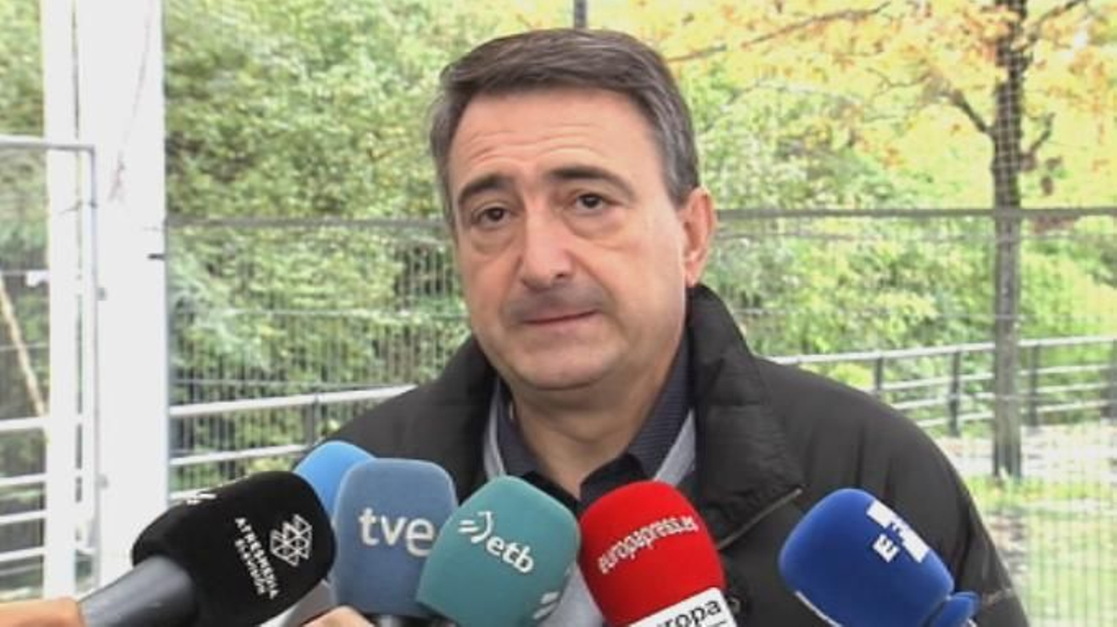 Aitor Esteban llama a votar: “Nos jugamos mucho en el campo de las libertades y los derechos” Aitor Esteban llama a votar: “Nos jugamos mucho en el campo de las libertades y los derechos”