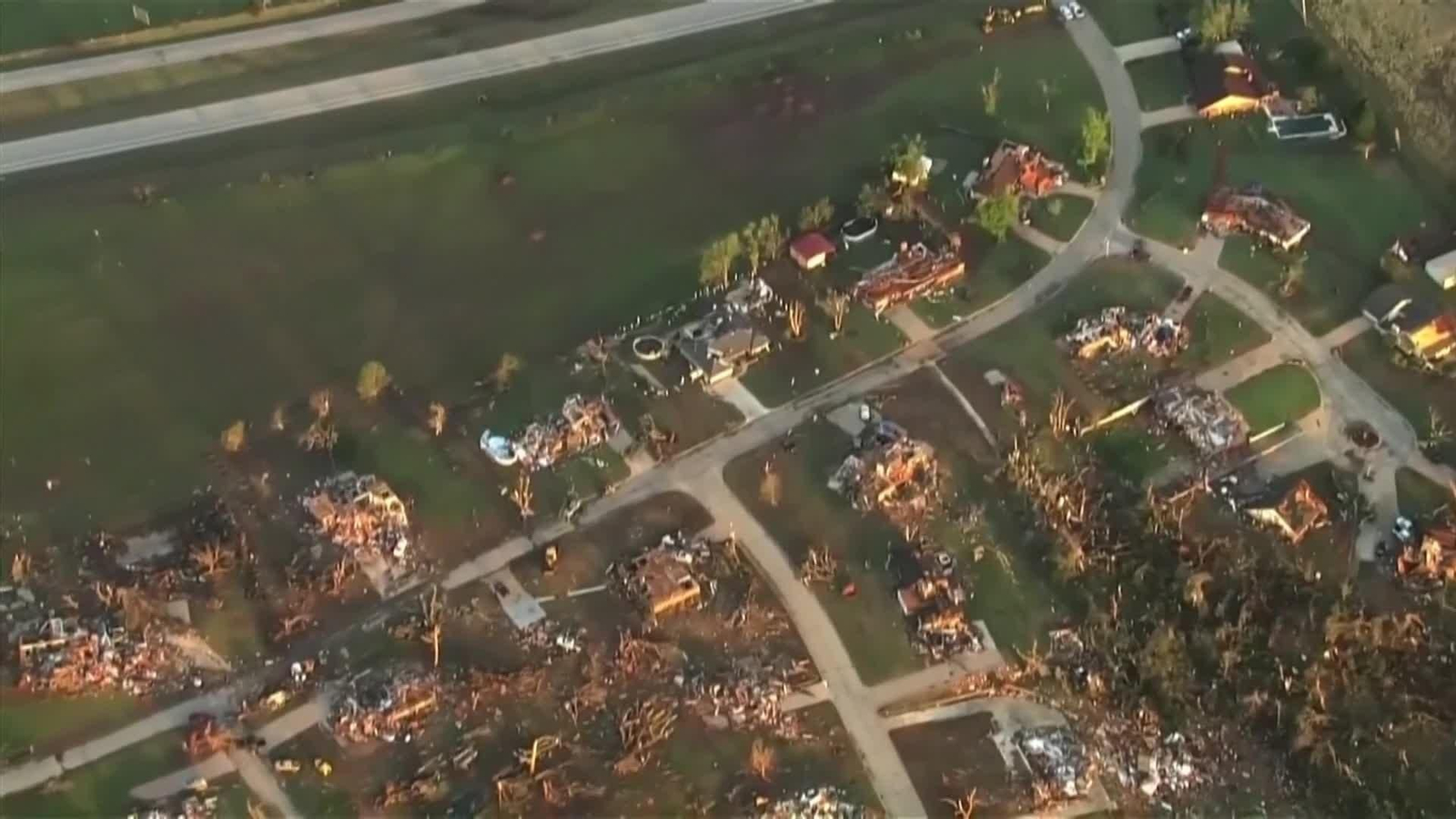 va imagenes aereas tornado eeuu OK