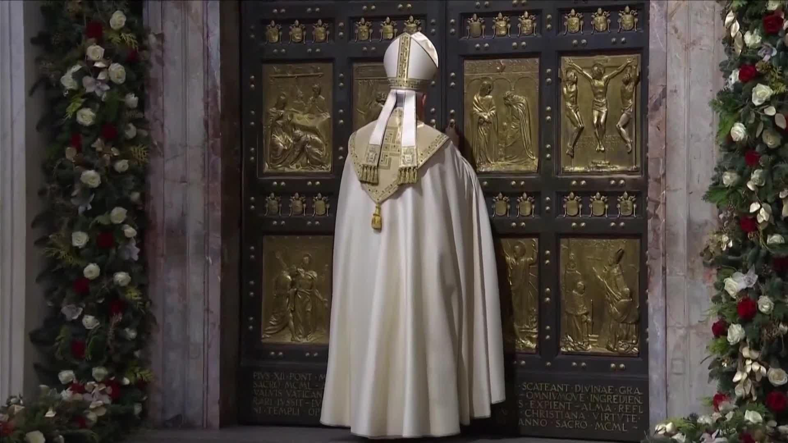 va el papa cierra la puerte