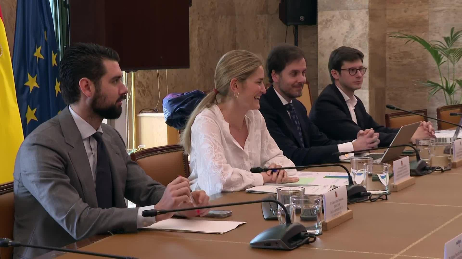 X024-MADRID REUNION AAGESEN CON SECTOR GAS