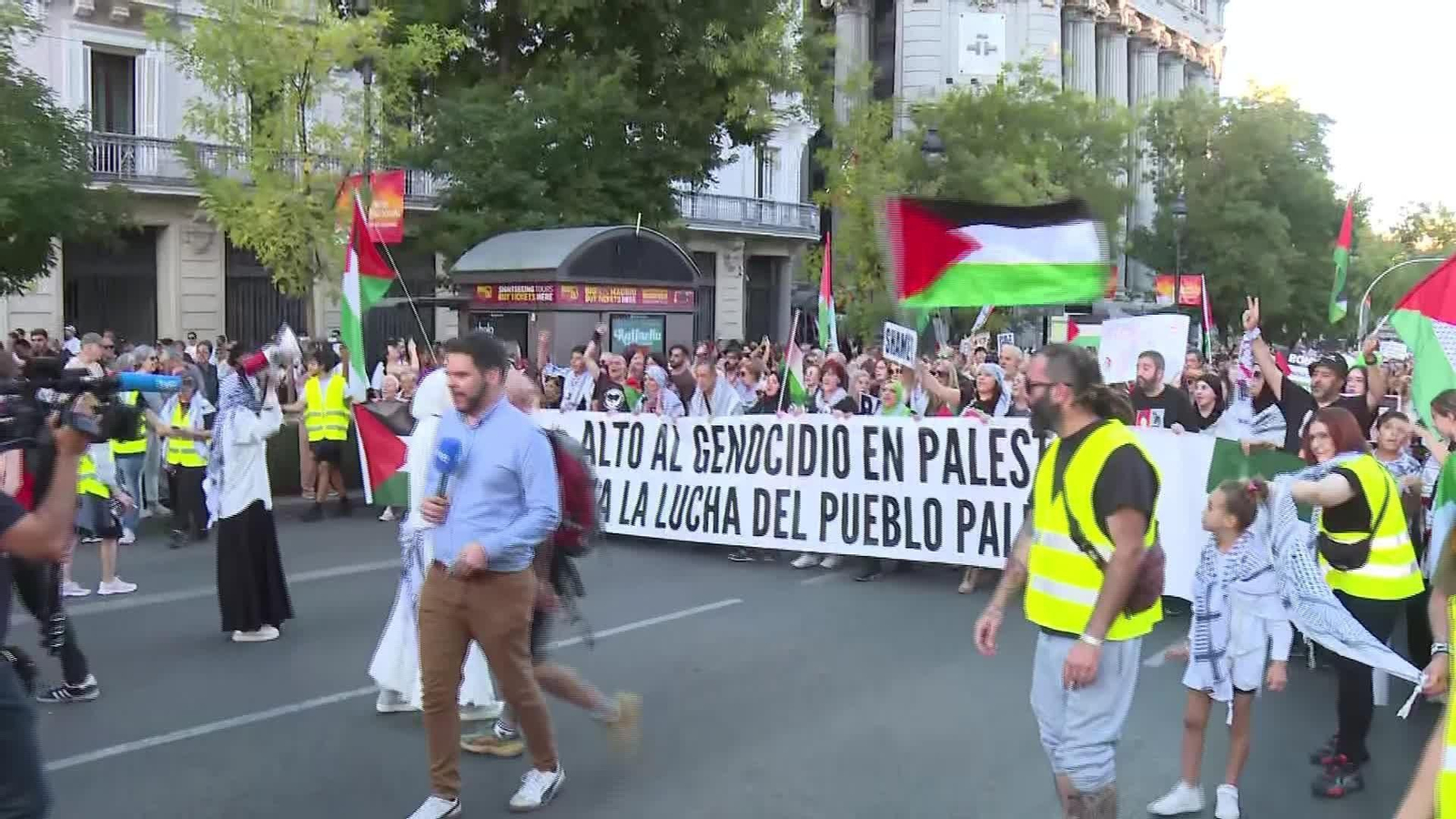 S041-MADRID MANIFESTACION PROPALESTINA NOCHE