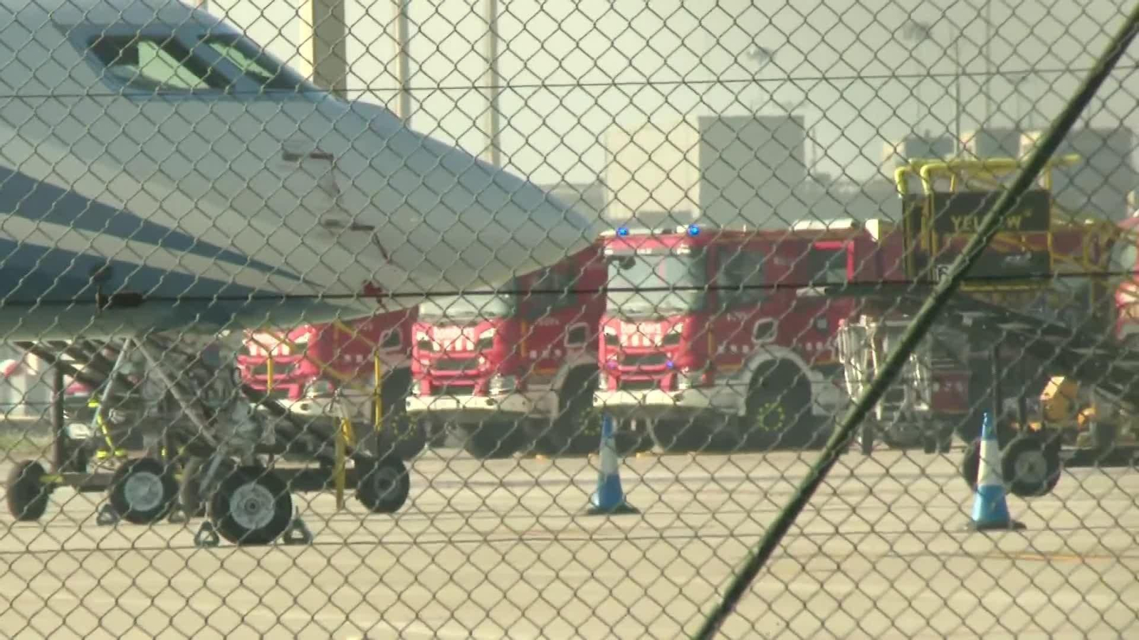 J051-BARCELONA ATERRIZAJE EMERGENCIA AVION TURCO