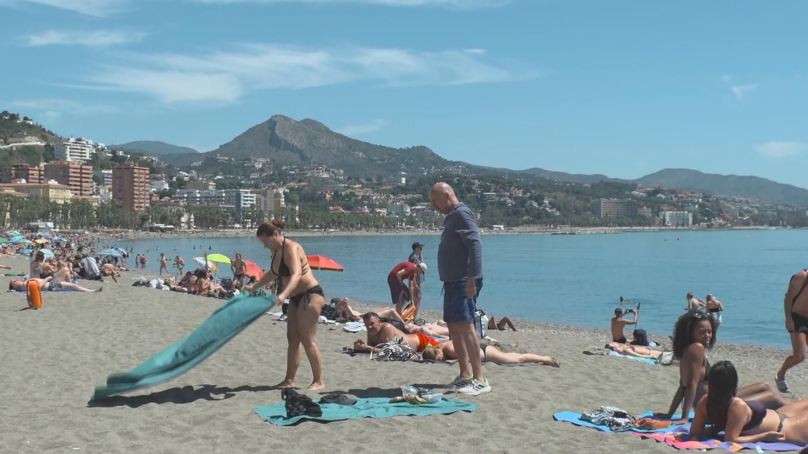 Málaga vive este sábado una jornada tranquila y plenamente primaveral