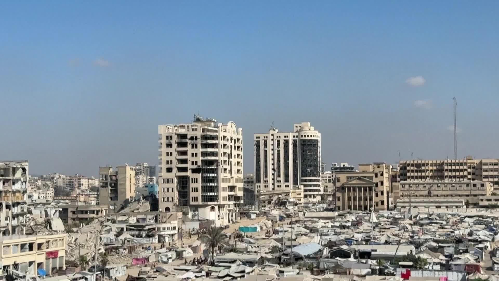L061-GAZA BOMBARDEO