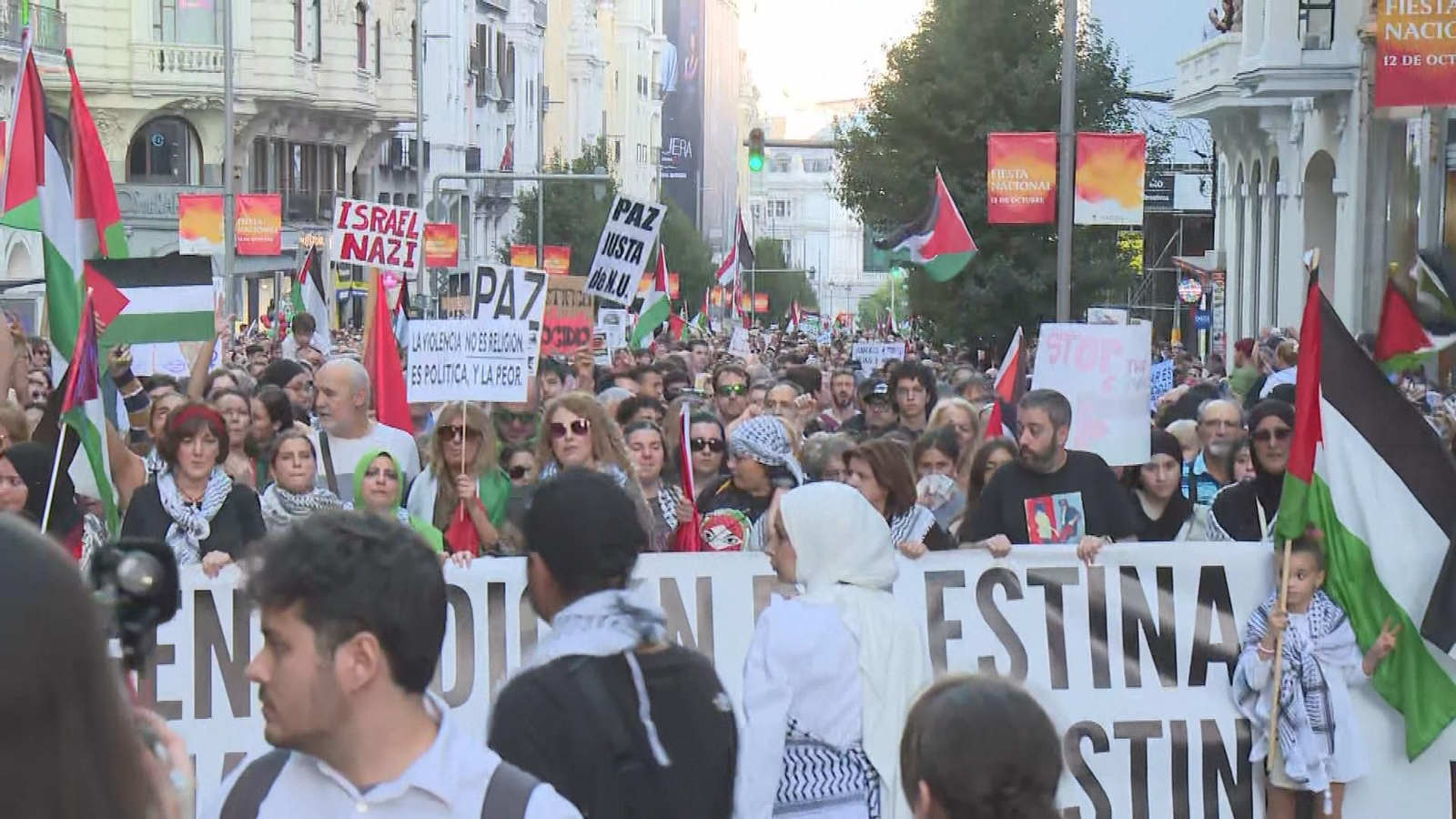 Miles de personas en España llenan las calles contra el genocidio en Gaza