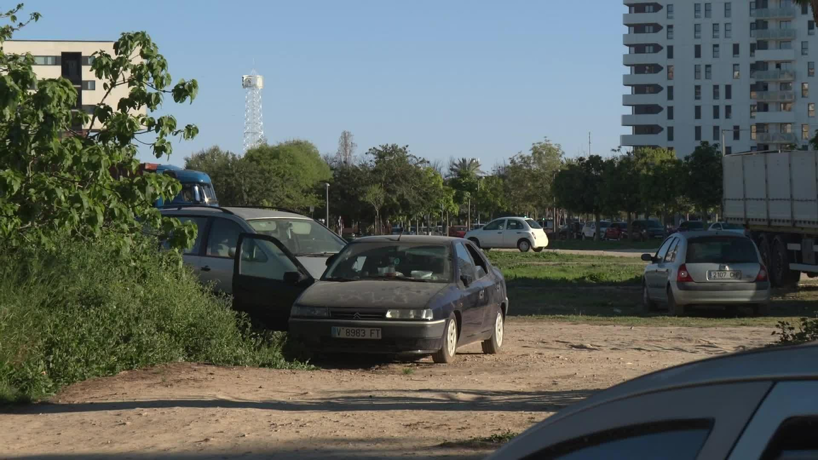 S042-VALENCIA DETENIDOS VIOLACIÓN HERMANOS