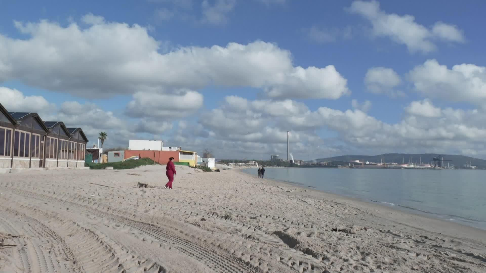 L042-CADIZ PLAYA DESTROZADA ALGECIRAS