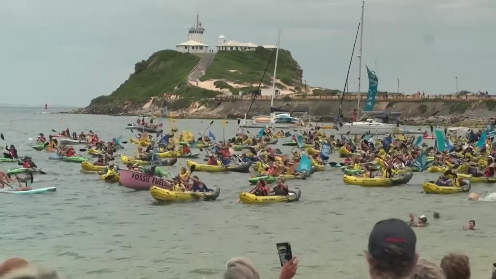 S002-AUSTRALIA FLOTILLA PROTESTA CLIMA