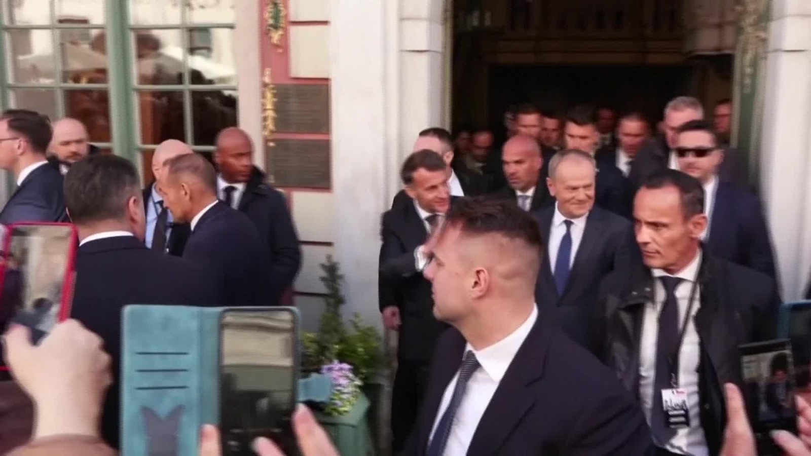 L071-POLONIA VISITA DE MACRON